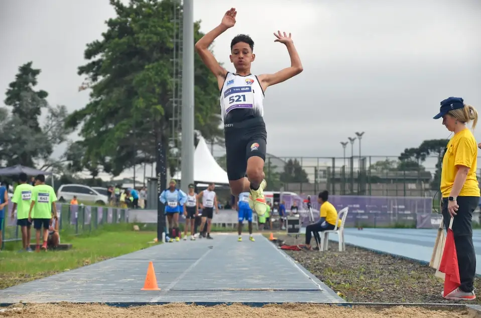 Atleta paralímpico do Salto em distância